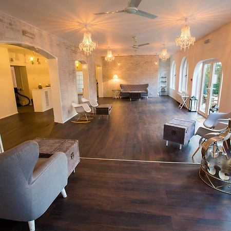 Gray Manor Hotel Cholderton Bagian luar foto