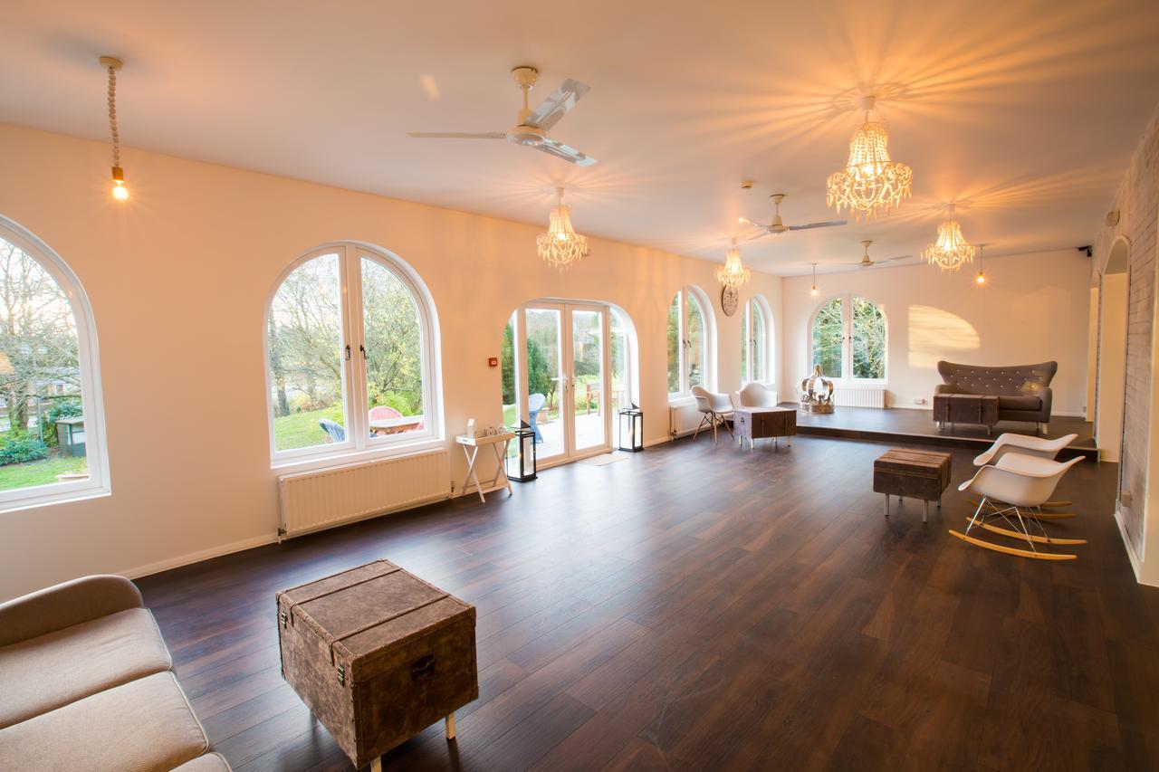 Gray Manor Hotel Cholderton Bagian luar foto